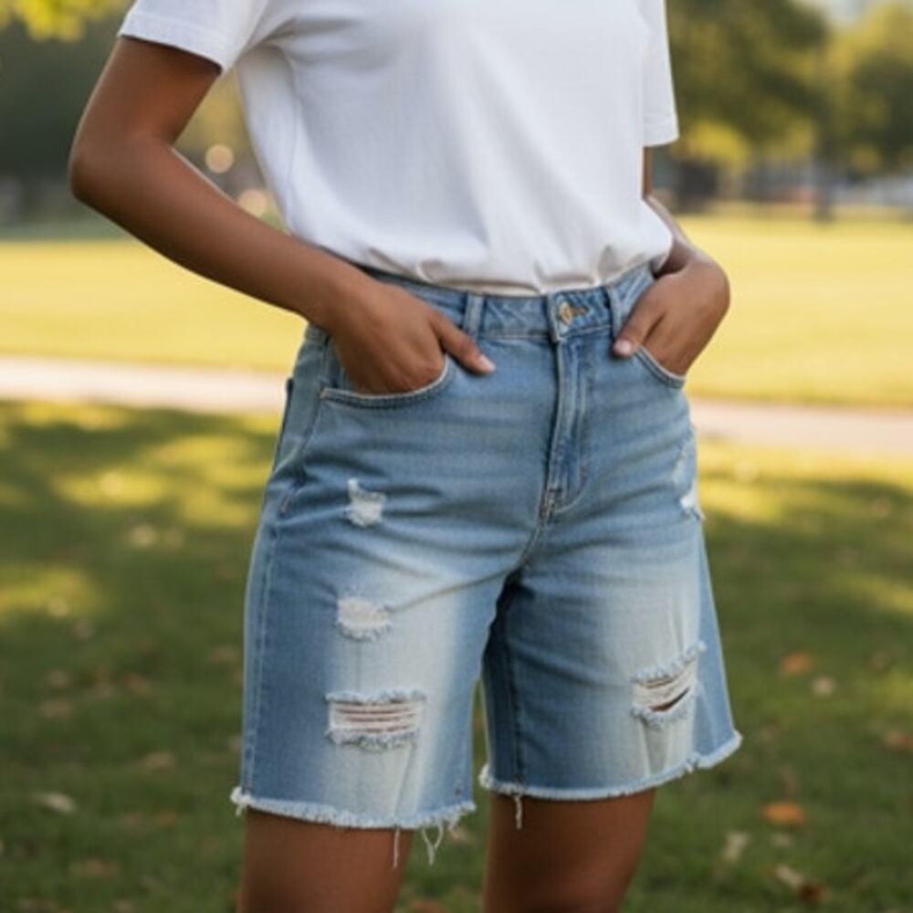 BRAND NEW ~ Women's Distressed Holes Frayed Hem Light Blue Jean Shorts ~ LARGE